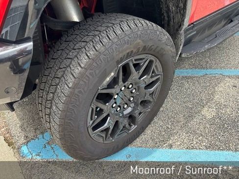 Used 2026 GMC Hummer EV SUV AWD/4WD image 5