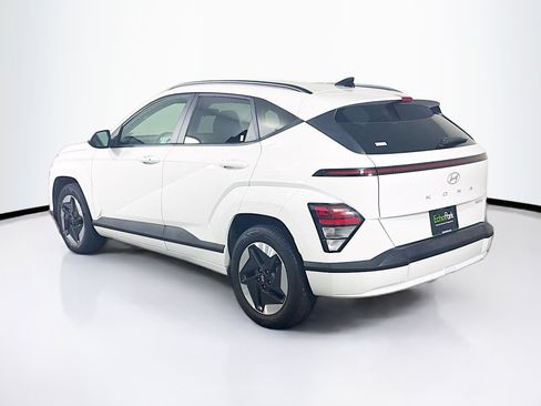 Used 2024 Hyundai Kona SEL FWD image 5
