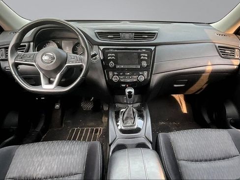 Used 2017 Nissan Rogue SV AWD/4WD image 7