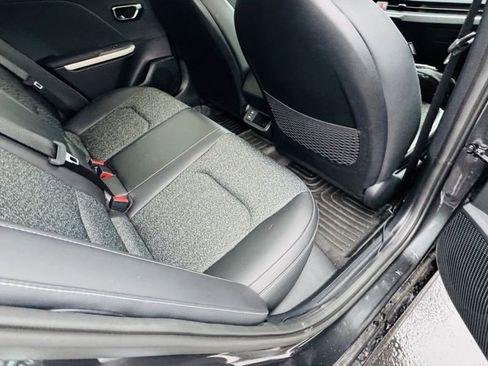 Used 2025 Kia K4 GT-Line image 11