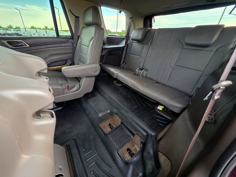 Used 2017 GMC Yukon Denali AWD/4WD image 59