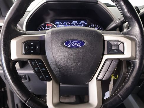 Used 2022 Ford F250 Lariat w/ Lariat Value Package image 3
