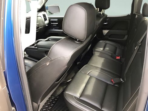 Used 2018 Chevrolet Silverado 1500 LT w/ All Star Edition AWD/4WD image 12