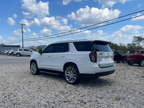 Used 2021 Chevrolet Tahoe LT image 4