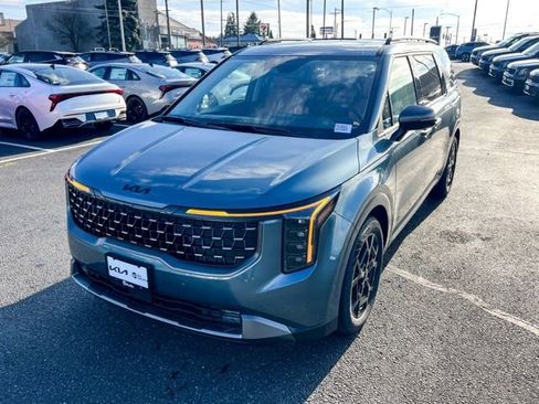 New 2026 Kia Carnival SX Prestige image 3