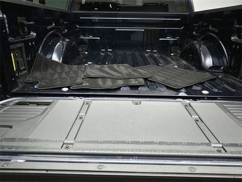 Used 2024 Ford F150 Lightning Lariat image 25