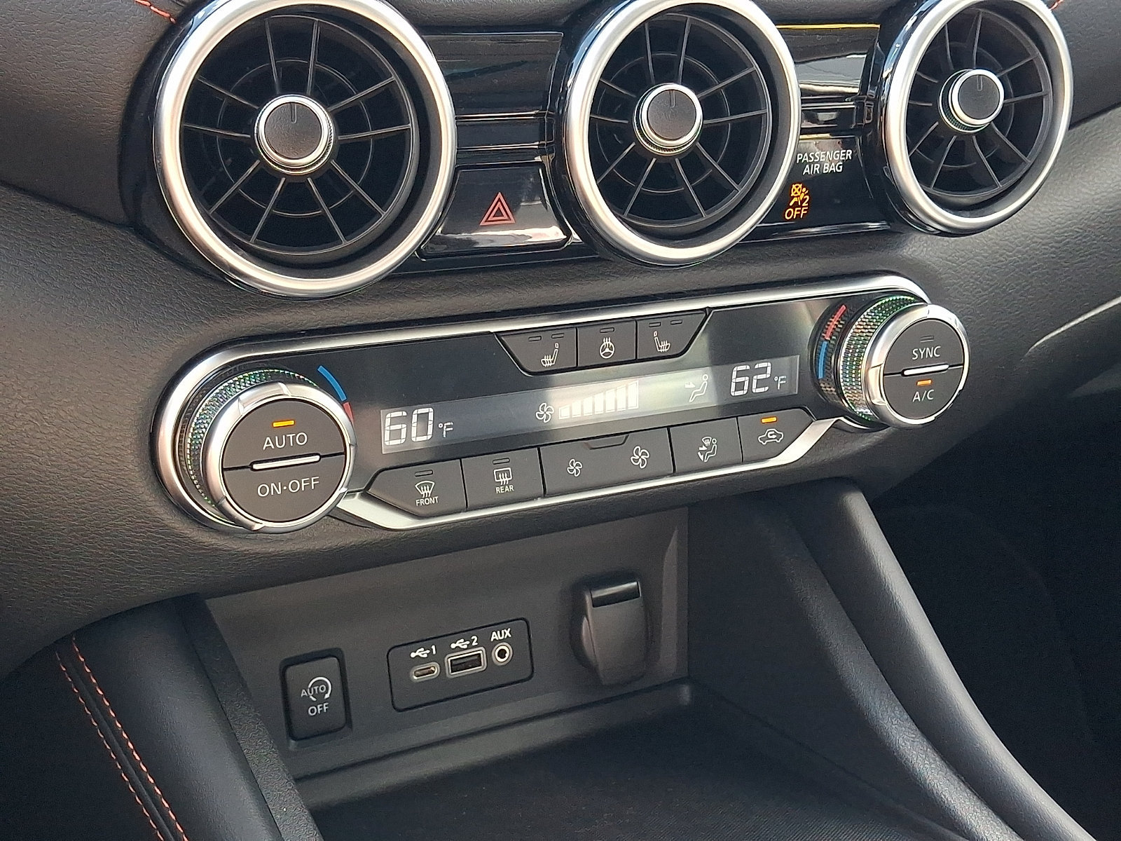 Certified 2025 Nissan Sentra SR w/ SR Premium Package FWD image 18