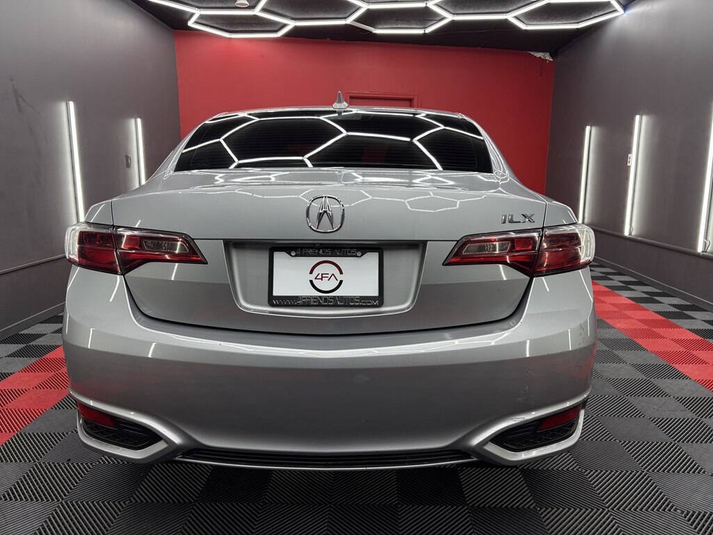 Used 2018 Acura ILX w/ Premium Package FWD image 5