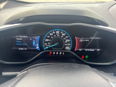 Used 2015 Ford C-MAX Energi SEL w/ Equipment Group 301A FWD image 17