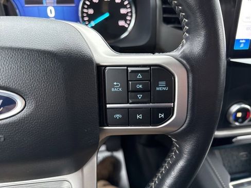 Used 2024 Ford Expedition XLT image 39