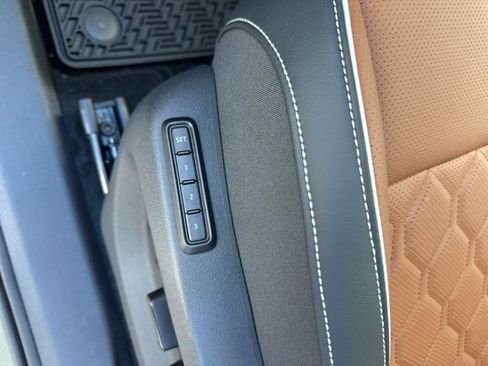 New 2026 Volkswagen Tiguan SEL R-Line image 14