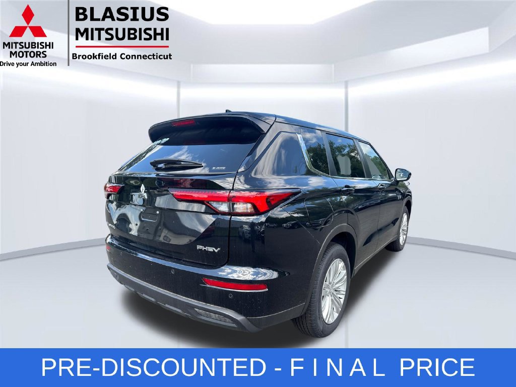 Used 2025 Mitsubishi Outlander ES AWD/4WD image 6