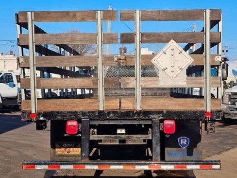 Used 2019 Ford F650 2WD Regular Cab Super Duty image 3