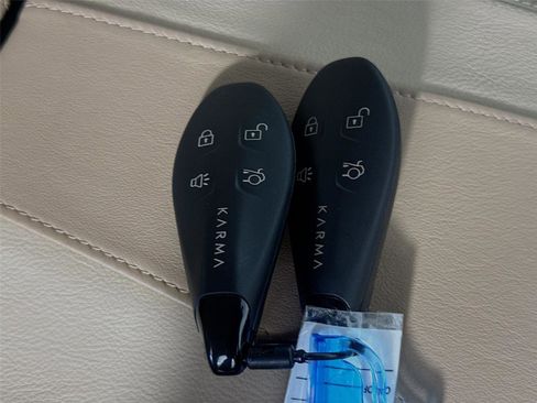 New 2025 Karma Revero Luxury image 22