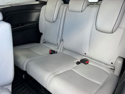 Used 2022 Honda Odyssey Elite image 17