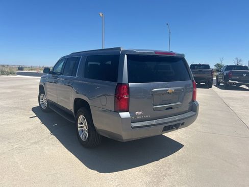 Used 2019 Chevrolet Suburban LT AWD/4WD image 3