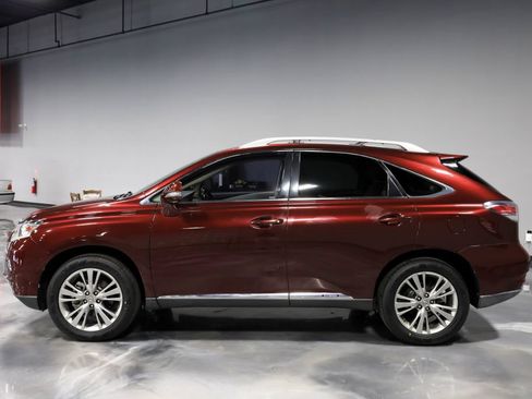 Used 2013 Lexus RX 450h FWD w/ Navigation Pkg image 4