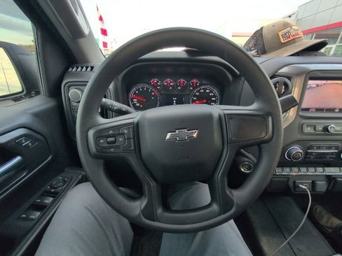 Used 2024 Chevrolet Silverado 1500 Custom Trail Boss w/ Turbomax Blackout Package image 19