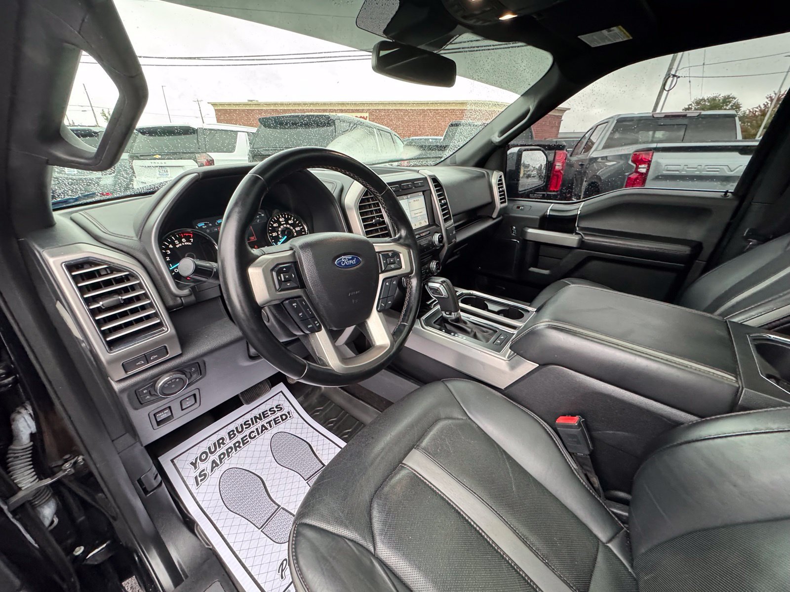 Used 2018 Ford F150 Platinum w/ Equipment Group 701A Luxury AWD/4WD image 16