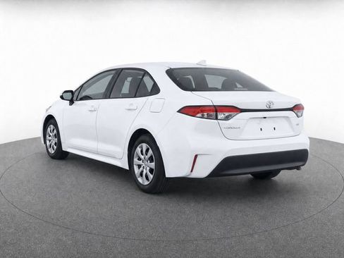Certified 2025 Toyota Corolla LE FWD image 7