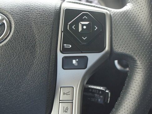 Used 2022 Toyota 4Runner Limited image 12