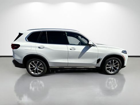 New 2026 BMW X5 xDrive40i image 2