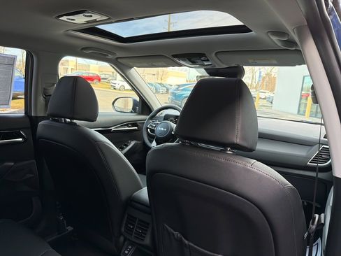 New 2026 Kia Seltos EX image 16