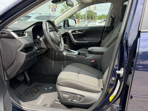 Certified 2025 Toyota RAV4 XLE w/ Convenience Package AWD/4WD image 17