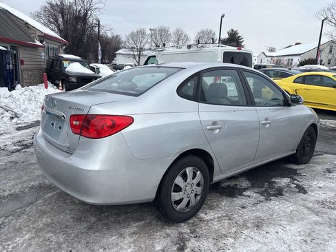 Used 2010 Hyundai Elantra GLS FWD image 6