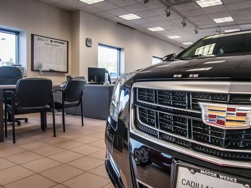 Certified 2023 Cadillac XT5 Sportv AWD/4WD image 37