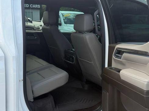 Used 2024 Chevrolet Silverado 1500 LTZ w/ LTZ Premium Package AWD/4WD image 32