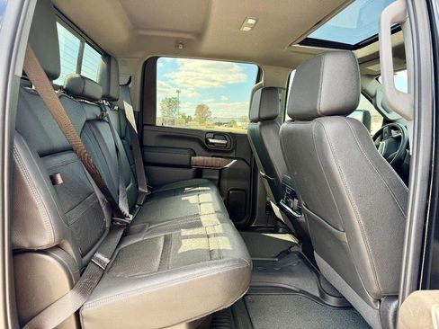 Used 2023 GMC Sierra 2500 Denali image 11