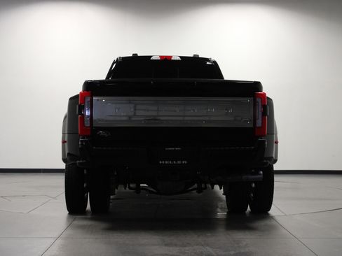 Used 2025 Ford F450 Platinum w/ Platinum Plus Package AWD/4WD image 5