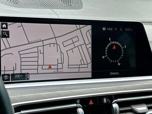 Used 2022 BMW X7 xDrive40i w/ M Sport Package image 23