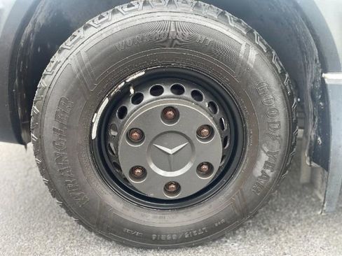 Used 2017 Mercedes-Benz Sprinter 3500 image 25