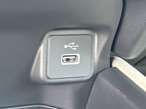 Certified 2025 Honda HR-V LX image 29