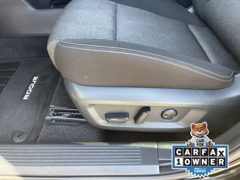 Certified 2025 Nissan Rogue SV FWD image 21