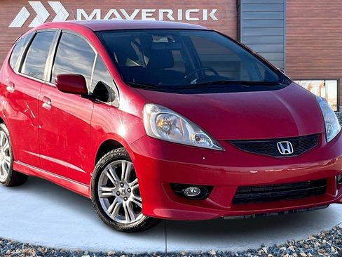 Used 2011 Honda Fit Sport image 1