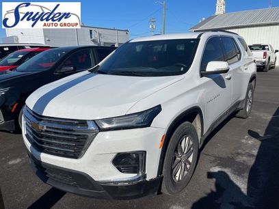 Used 2023 Chevrolet Traverse LT