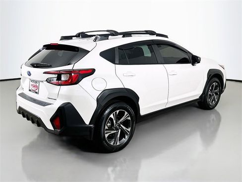 Used 2024 Subaru Crosstrek 2.0i Premium image 18