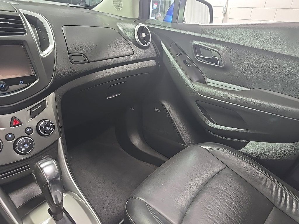 Used 2015 Chevrolet Trax LTZ w/ LPO, Protection Package AWD/4WD image 26