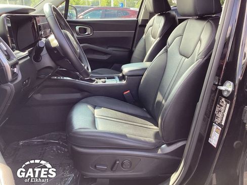 Used 2023 Kia Sorento S FWD image 15