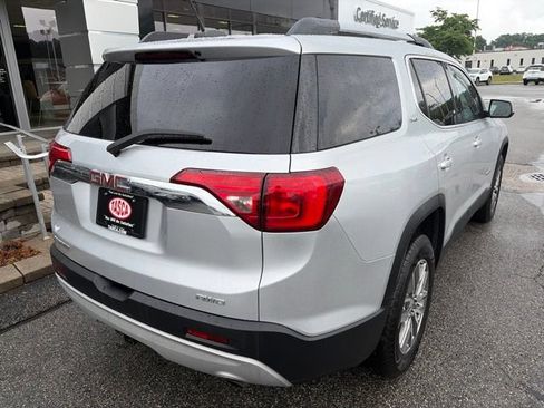 Used 2018 GMC Acadia SLE AWD/4WD image 3