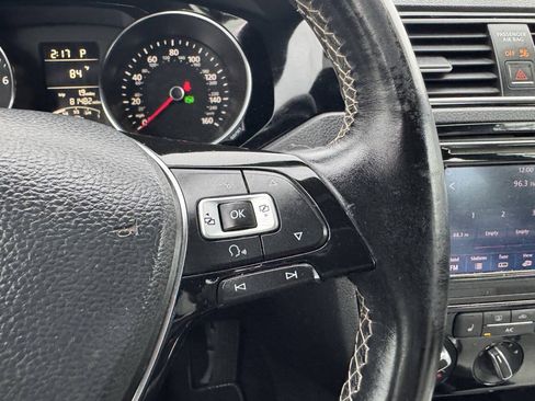 Used 2016 Volkswagen Jetta Sport FWD image 27