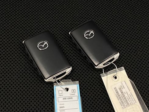 Used 2023 MAZDA CX-50 AWD 2.5 S w/ Premium Plus Pkg image 9