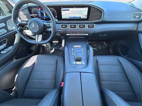 New 2026 Mercedes-Benz GLS 450 4MATIC image 17