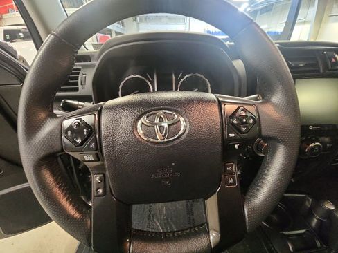 Used 2021 Toyota 4Runner Venture w/ Moonroof Package image 15