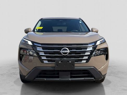 Certified 2024 Nissan Rogue SV AWD/4WD image 8