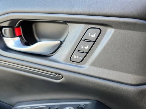 Used 2023 Honda Accord EX-L image 25