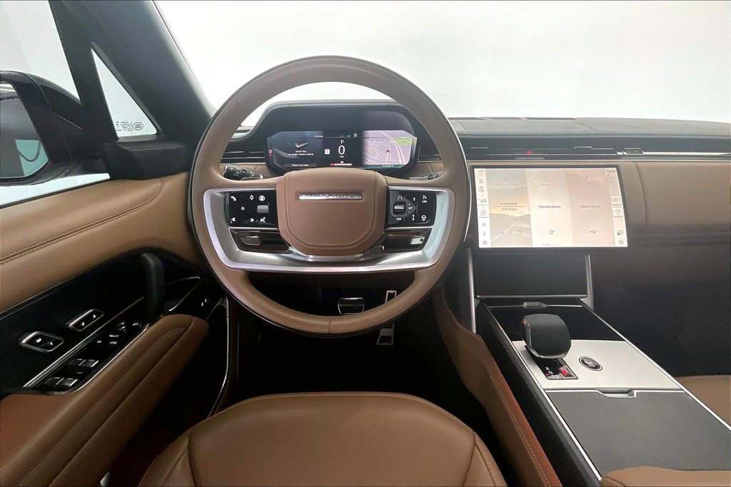 Used 2024 Land Rover Range Rover Autobiography AWD/4WD image 5
